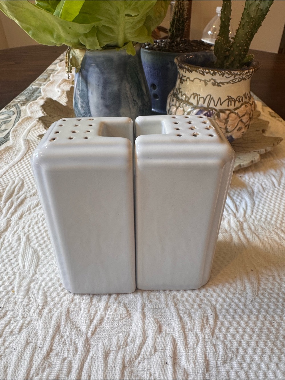 Vintage Art Deco Interlocking Ceramic Range Salt & Pepper Shakers 1930s